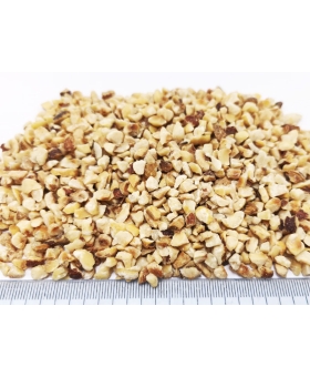 ORZECHY LASKOWE PRAŻONE KOSTKA 5X5 MM OPAKOWANIA 10 KG